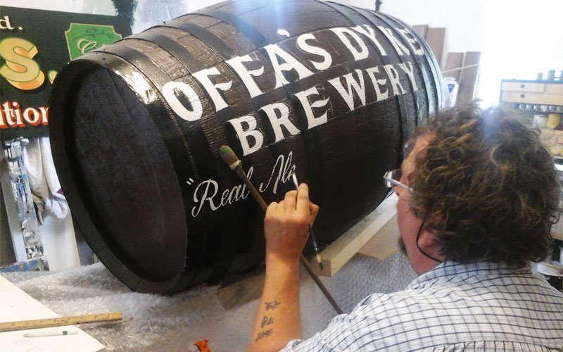 offasdykebrewerybarrelsignwriting.jpg